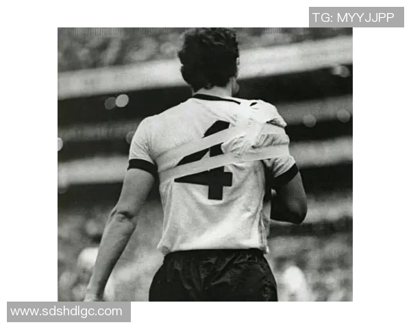 足球明星背心图片大全集展示各大球星经典球衣风采与个性魅力 足球明星背心图片大全集展示各大球星经典球衣风采与个性魅力