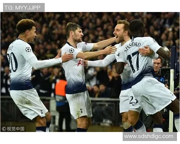 巴萨与热刺激战正酣实况回顾与精彩瞬间分析 巴萨与热刺激战正酣实况回顾与精彩瞬间分析